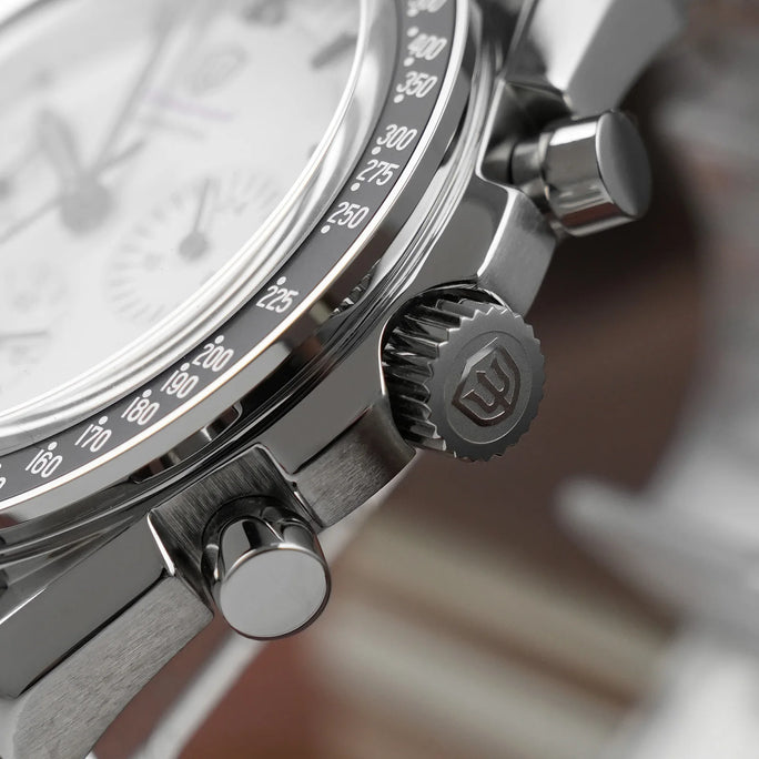 Luxury Quartz Chronograph Watch with Sapphire Glass