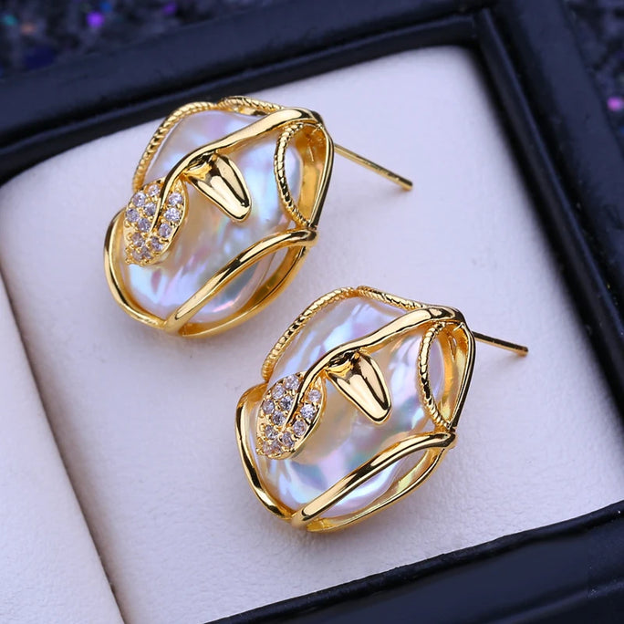 Silver Jewelry Set with Freshwater Baroque Pearls